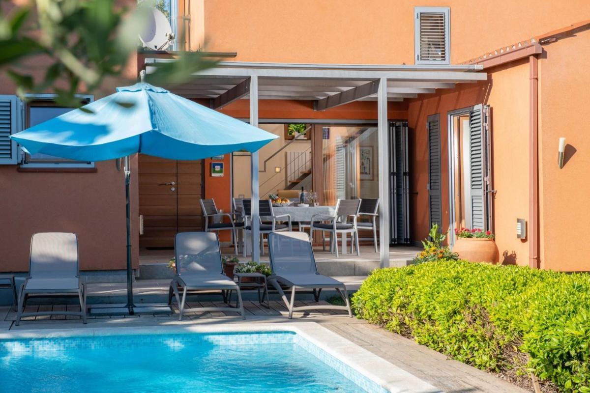 Villa Emili In Medulin - Haus Fuer 4-5 Personen 외부 사진